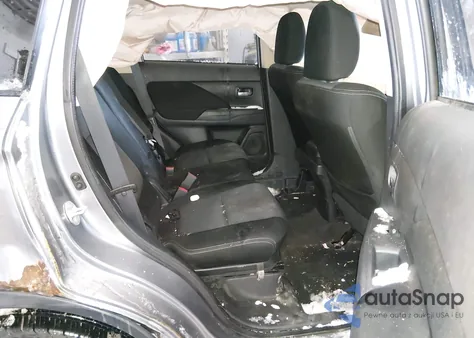 2017 Mitsubishi Outlander Se z USA, uszkodzony, nr VIN JA4AZ3A36HZ050777